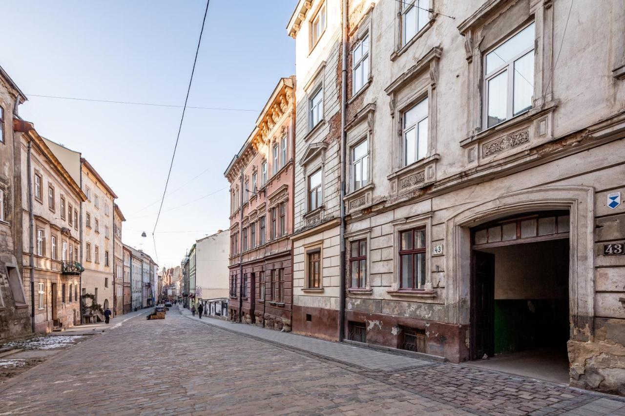 Apartment On Lesya Ukrainka ลวีฟ ภายนอก รูปภาพ
