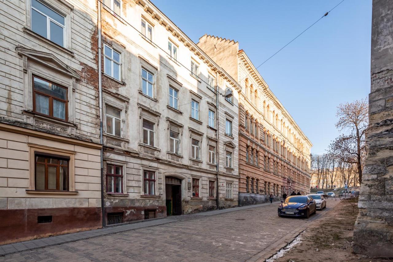 Apartment On Lesya Ukrainka ลวีฟ ภายนอก รูปภาพ